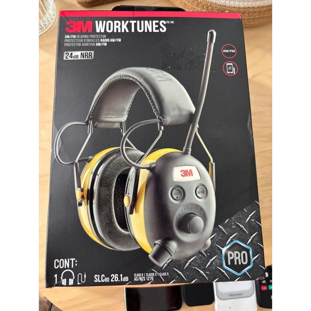 3M WorkTunes Connect + AM/FM Wireless Hearing Protector